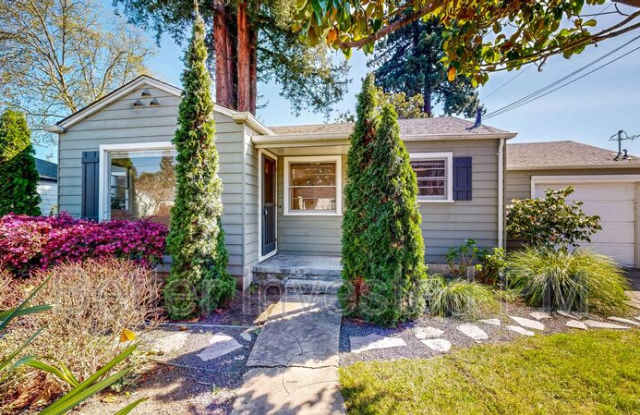 2224 Midway Dr photos photos