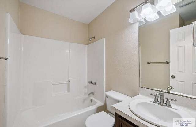 5819 LINARES Gallery 3
