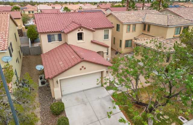 SE!! Pebble and Pollock!! Crystal Springs!! 4 Bedrooms!! BED  BATH Downstairs!!! Cover Patio in back!! Plantation Shutter Blinds T/O photos photos