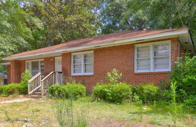 2006 Pine Hill Drive - 2006 Pine Hill Drive, Macon-Bibb, GA 31217