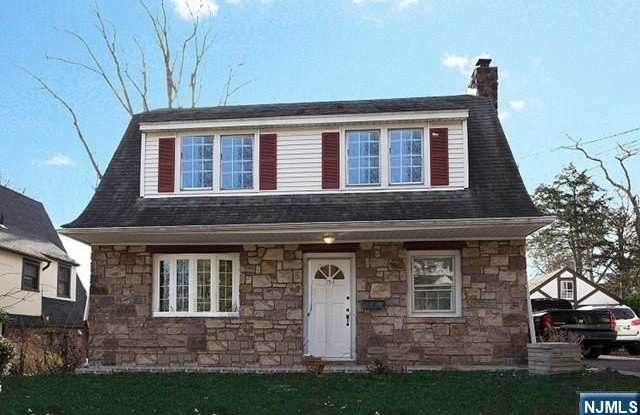 154 Sussex Road photos photos