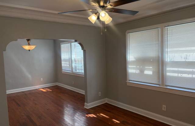 Four Bedroom , Two Bathrom Single Family home, located in St. Roch area Gallery 3
