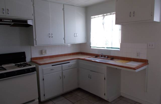 4335 North 15th Avenue photos photos