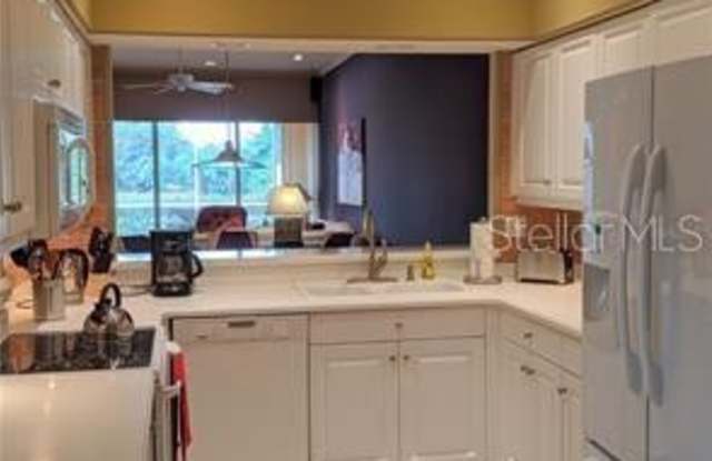 9573 FOREST HILLS CIRCLE Gallery 2