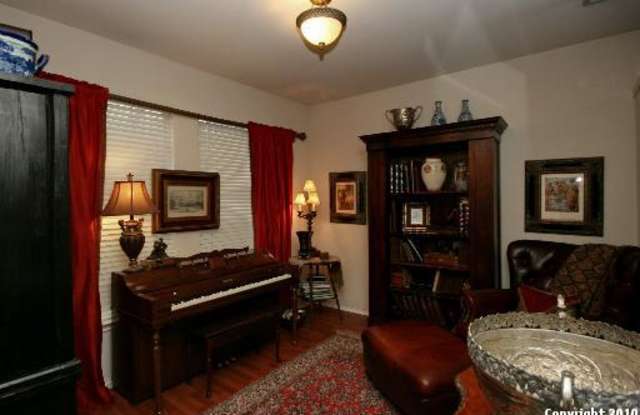 7819 Braun Circle Gallery 2