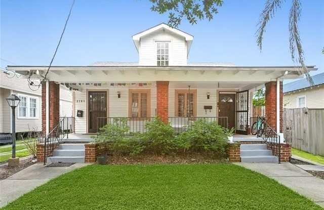 2703 PALMER Avenue photos photos