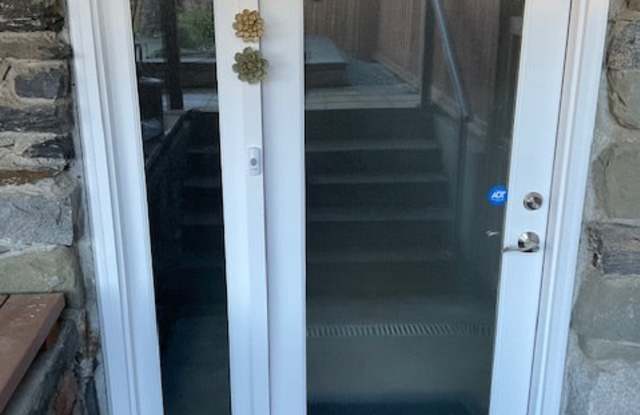 812 F Avenue photos photos