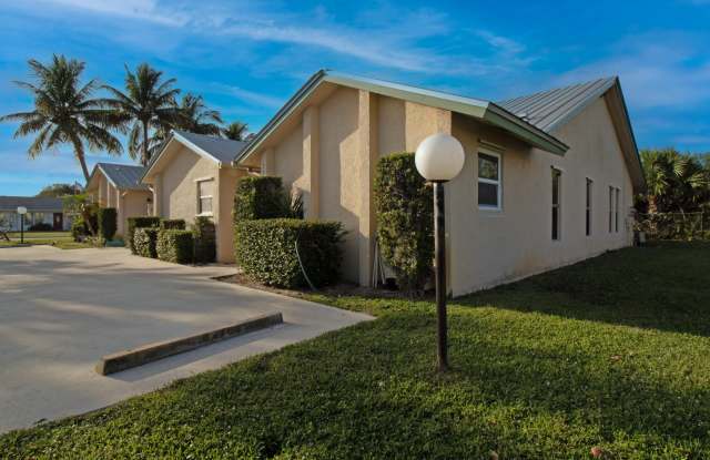 7609 SE Hobe Terrace photos photos