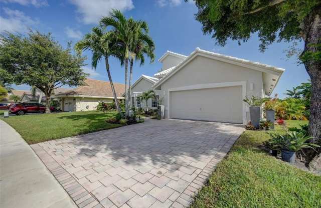 6014 Golf Villas Dr Gallery 2
