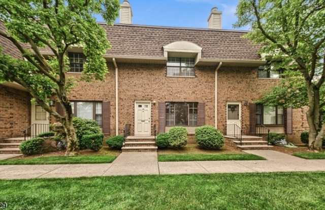 575 Grove St photos photos