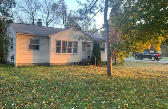 27106 Shiawassee - 27106 Shiawassee Road, Southfield, MI 48033