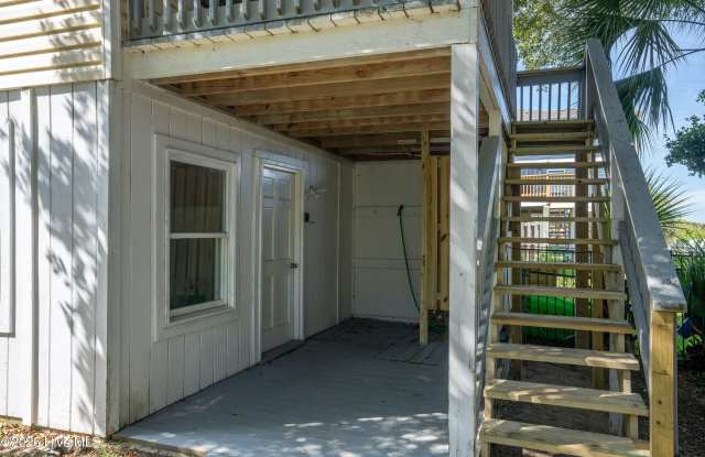 1973 New River Inlet Road Gallery 3