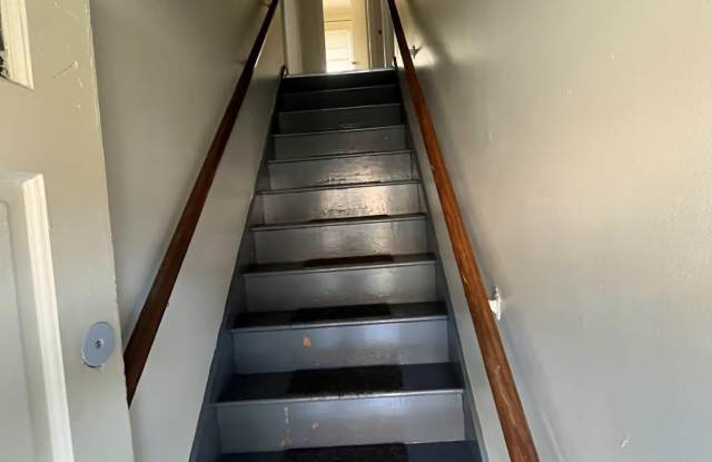 7721 N 2ND COURT Gallery 2