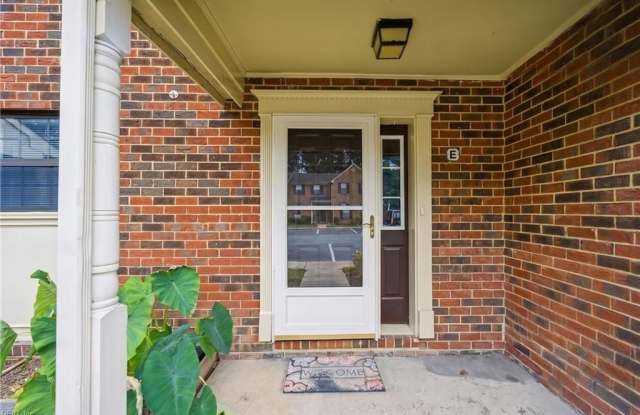 372 Circuit Lane Gallery 4