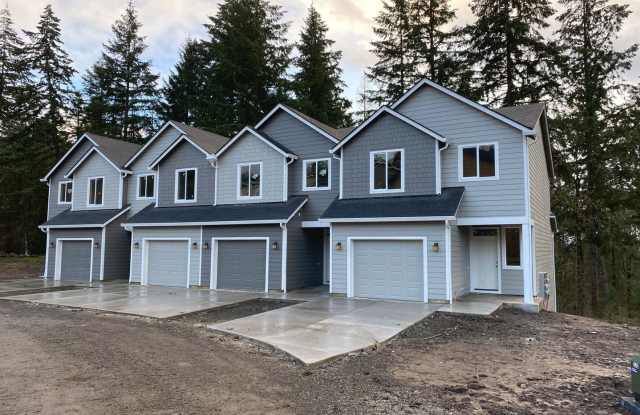 LIKE NEW End Unit Kalama Townhouse for Rent - 195 Cloverdale Rd Unit H photos photos