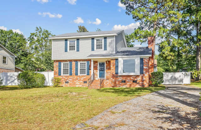 Good size family home with a pool! photos photos