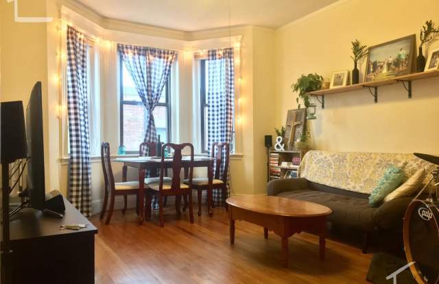 Huge, sunny 1 bedroom next to the Green Line photos photos