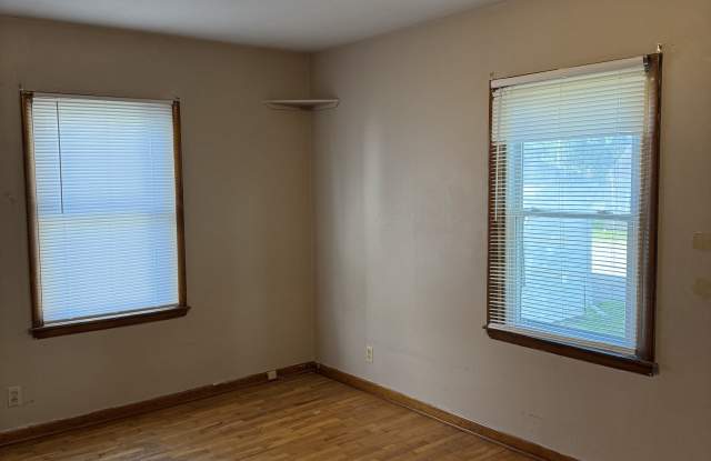 1109 West Carson Street - 1 Gallery 2