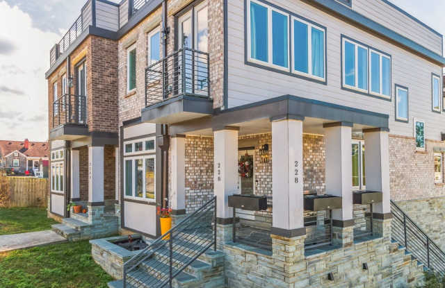 Steps from the LAKE! photos photos