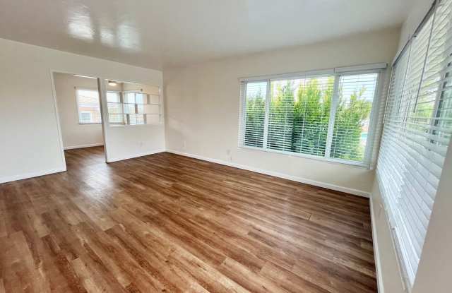 4657-4685 Muir Avenue photos photos