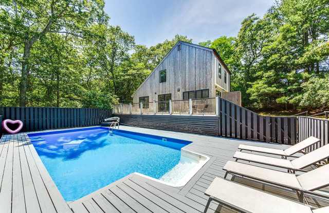 33 Woodbine Drive Gallery 2