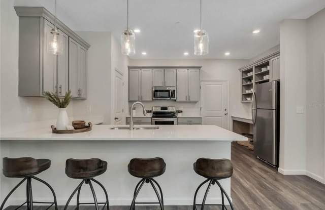 Furnished 4BR Dual-Master Corner Townhome | EV Charger | All Pets Welcome Gallery 4