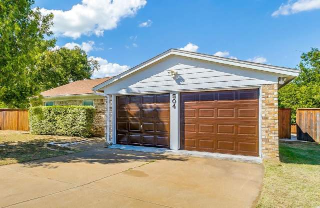 504 Daniels Dr Gallery 3