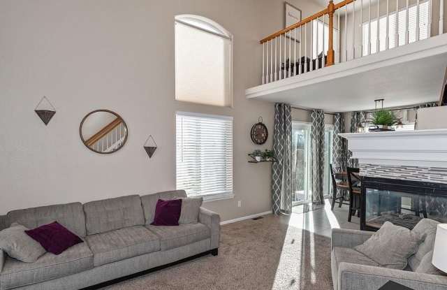1157 Laurenwood Way Gallery 2