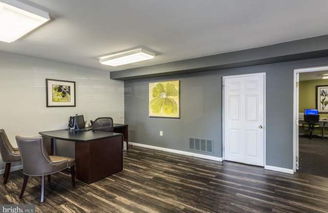 746 CRUCIBLE COURT Gallery 4