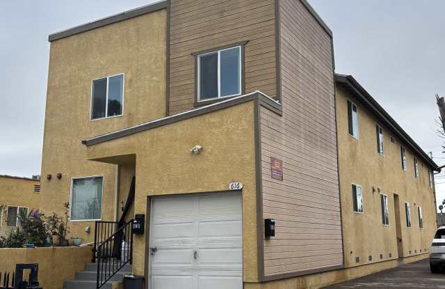 616 East 84th Place photos photos
