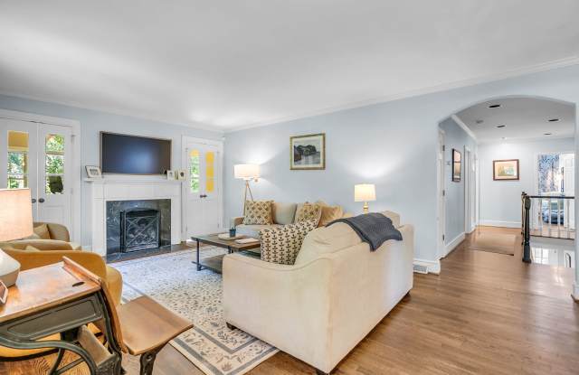 134 Wilderness Lane Gallery 2