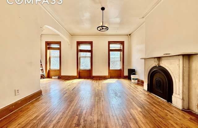 1375 Pacific Street photos photos