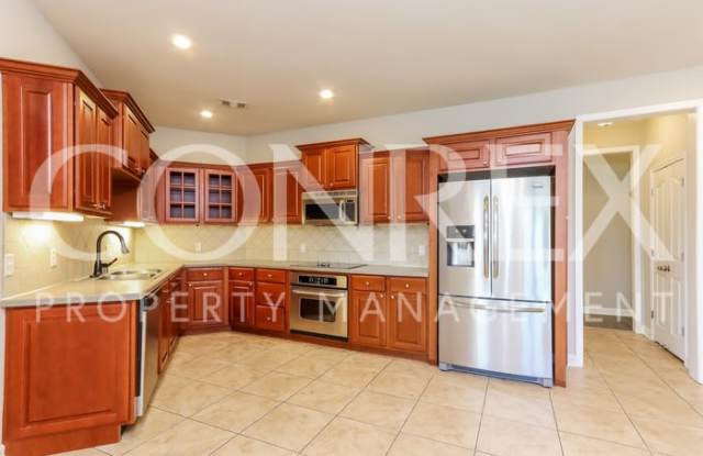 5008 Congressional Drive Gallery 4