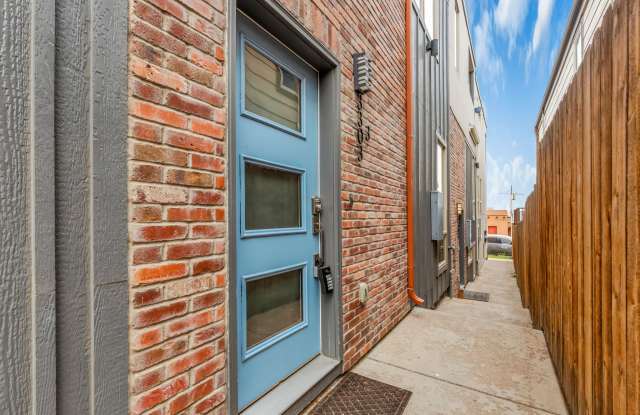 3303 Navajo Street - 3 photos photos