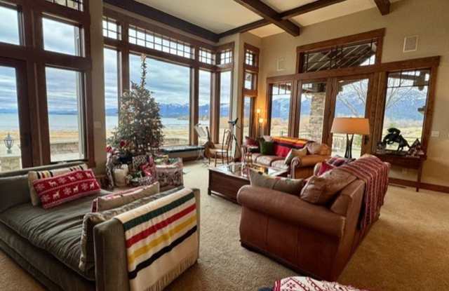 Fully furnished executive home with lake views located in gated community in Polson- Available Sept 14th - May 31st, 2027 Gallery 3