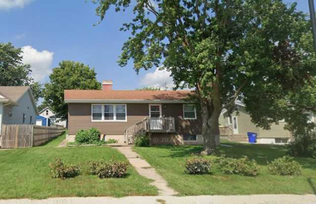 120 Railroad St photos photos