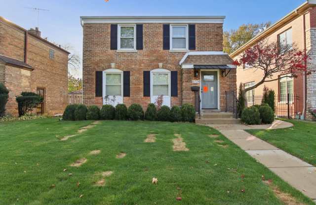 6734 N Hamlin Avenue photos photos