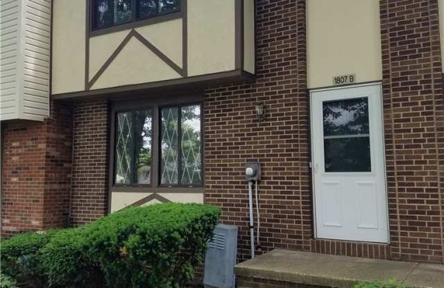 1807 Higby Drive Gallery 1