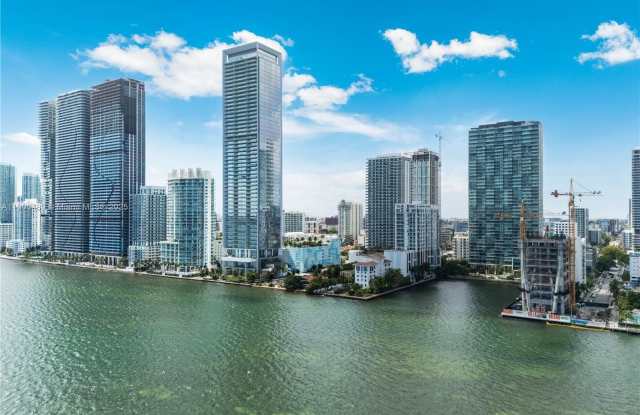 481 NE 29th St photos photos