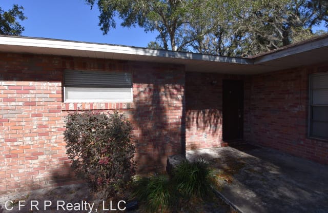 2300 W Cannon Terrace NW #D - 2300 West Cannon Terrace Northwest, Winter Haven, FL 33881