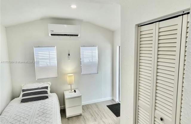 14830 SW 178th photos photos