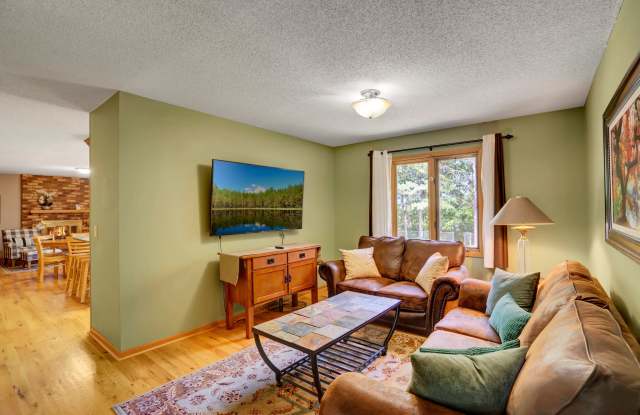 2739 Leyland Trail Furnished 4 Br Gallery 4