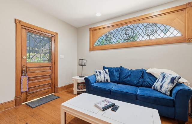 Student Housing - Shadyside Gallery 4