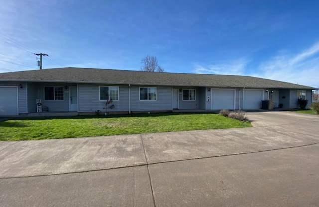 Duplex Close To Downtown! photos photos