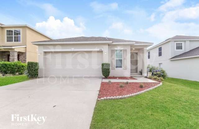 2988 Whispering Trails Drive - 2988 Whispering Trails Drive, Winter Haven, FL 33884