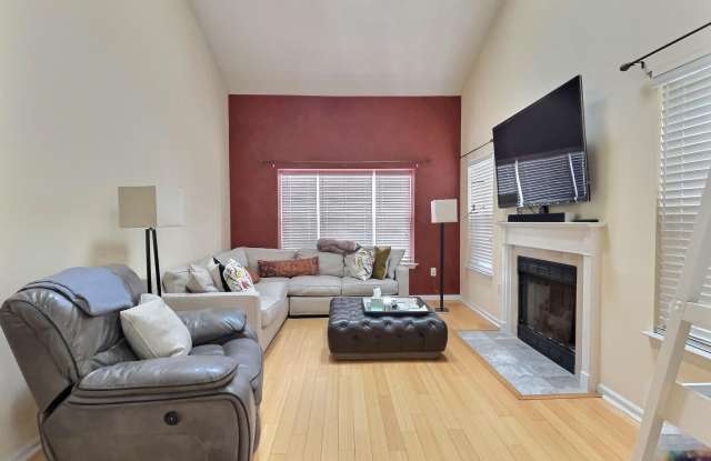 10 ASPEN COURT Gallery 2