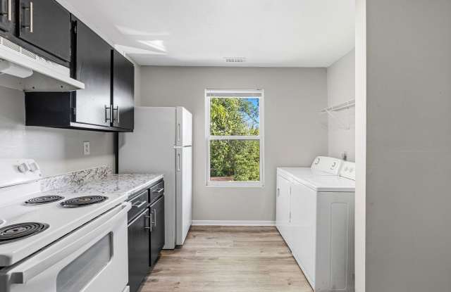 Main Street Apartments Gallery 3