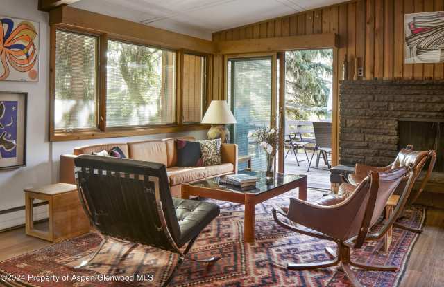 309 W North Street unit: B photos photos