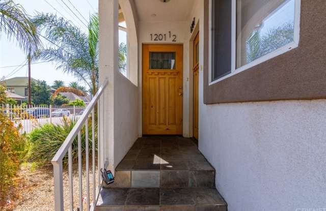 1201 S Catalina Street 1/2 Gallery 3