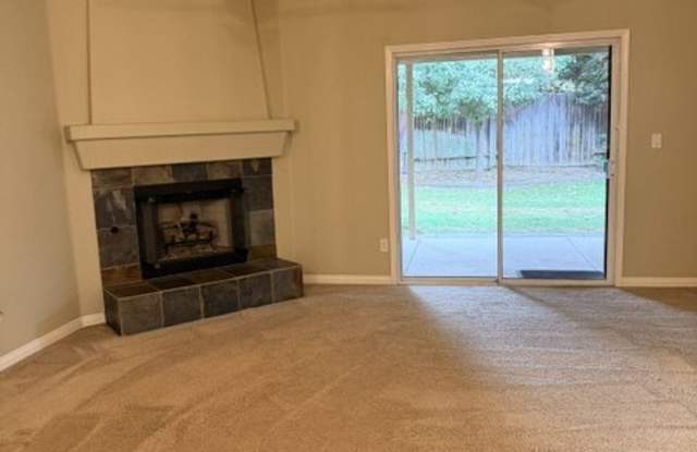 9908 Commodore Drive Gallery 3
